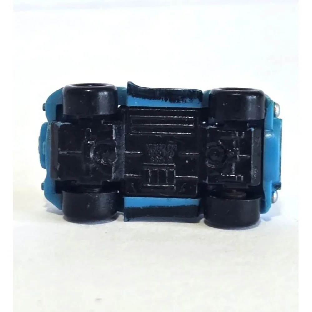 Vintage 1988 Galoob Micro Machines Deluxe Blue Shelby Cobra 1:160